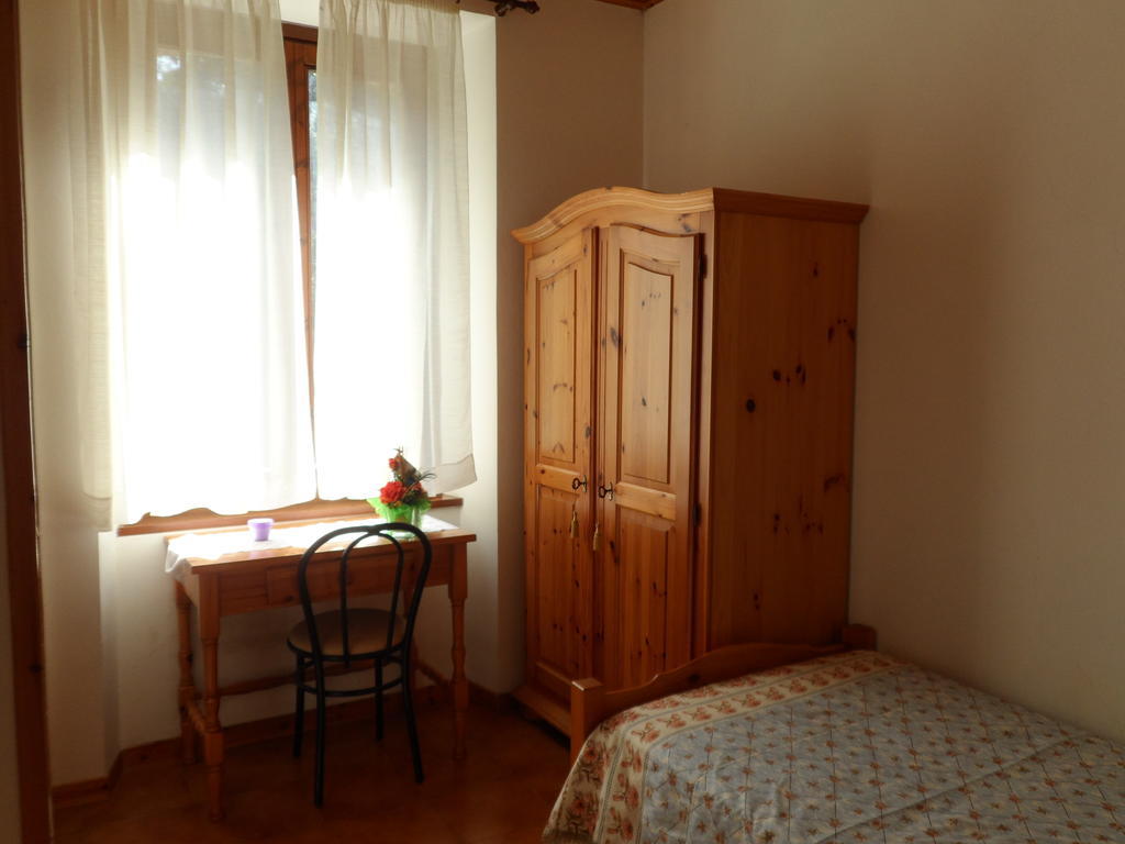 Mola Solis Hotel Civitella dʼAgliano Habitación foto